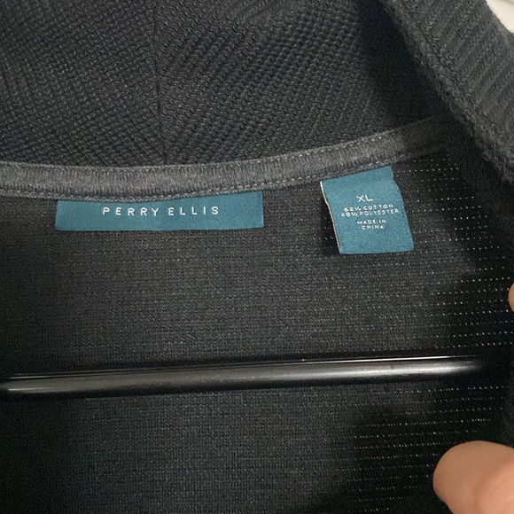 LAST CHANCE PERRY ELLIS XL Black Sweater Cardigan - Picture 2 of 3